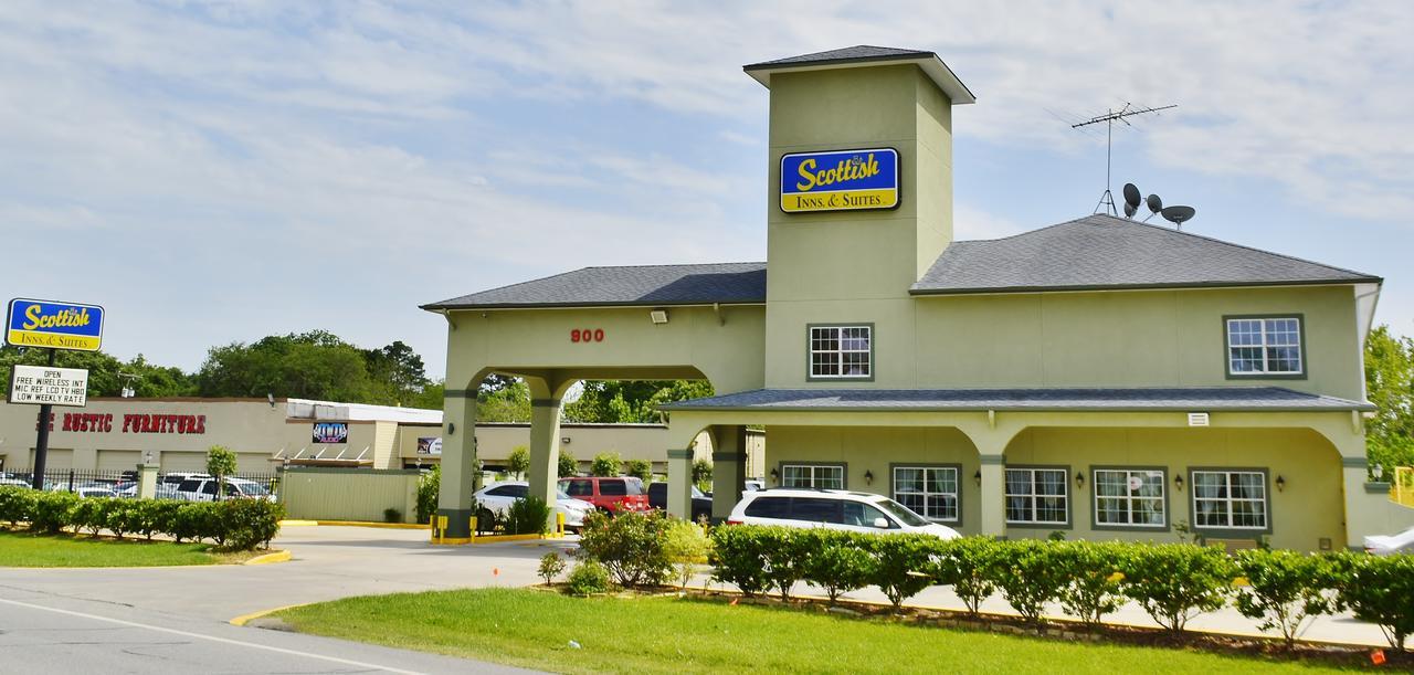 Scottish Inn And Suites Alvin Exteriör bild